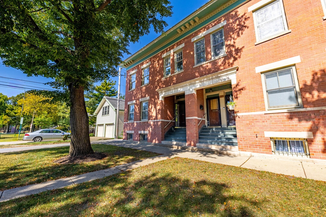 612 Randolph St in Oak Park, IL - Building Photo