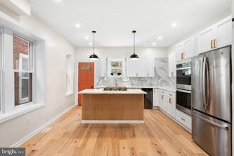 29 N 54th St in Philadelphia, PA - Building Photo - Building Photo