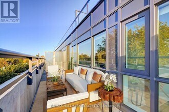 1400 Kingston Rd in Toronto, ON - Building Photo - Building Photo