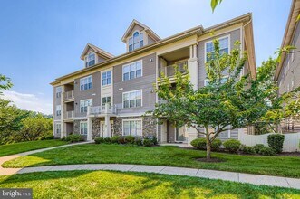 8813 Stoneridge Cir in Baltimore, MD - Building Photo - Building Photo