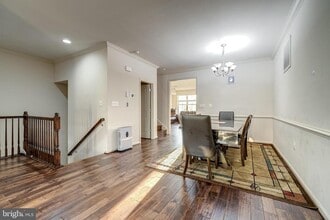 23697 Sailfish Square in Ashburn, VA - Building Photo - Building Photo