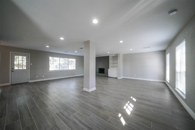property at 7818 Beaufort Dr