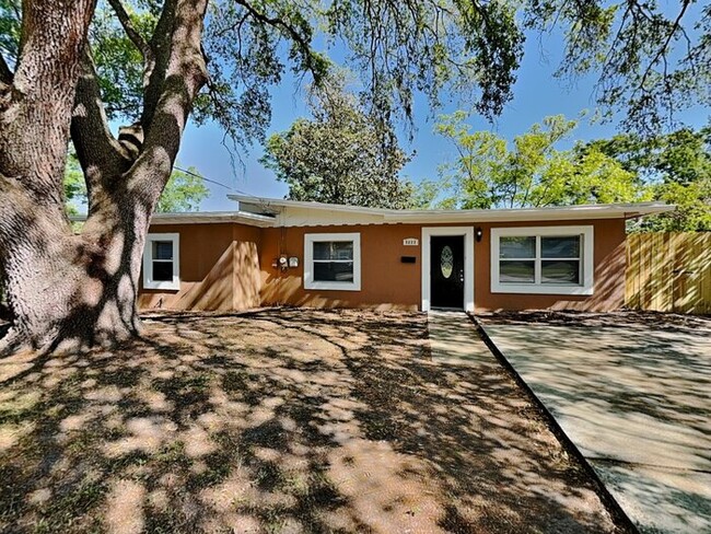 property at 9809 Eve Dr N