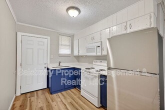 1204 NW 3rd Ave in Mineral Wells, TX - Building Photo - Building Photo