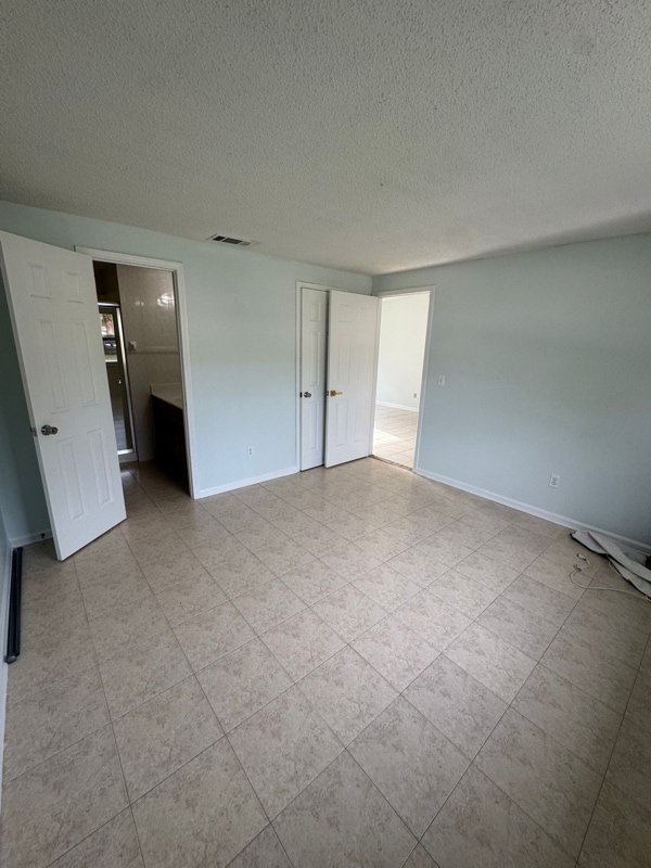 2196 Luana Dr E in Jacksonville, FL - Building Photo - Building Photo