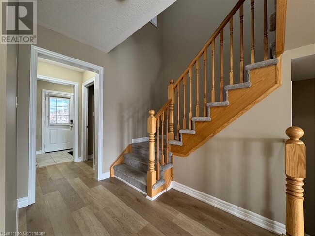 61 Duckworth Rd in Cambridge, ON - Building Photo - Building Photo