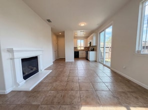 400 Caravaggio Cir in Sacramento, CA - Foto de edificio - Building Photo