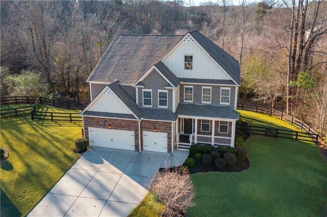 property at 5875 Chestnut Dr