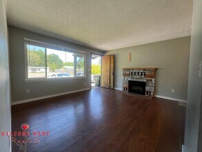 1099 Old Hwy 99 SE in Tenino, WA - Building Photo - Building Photo