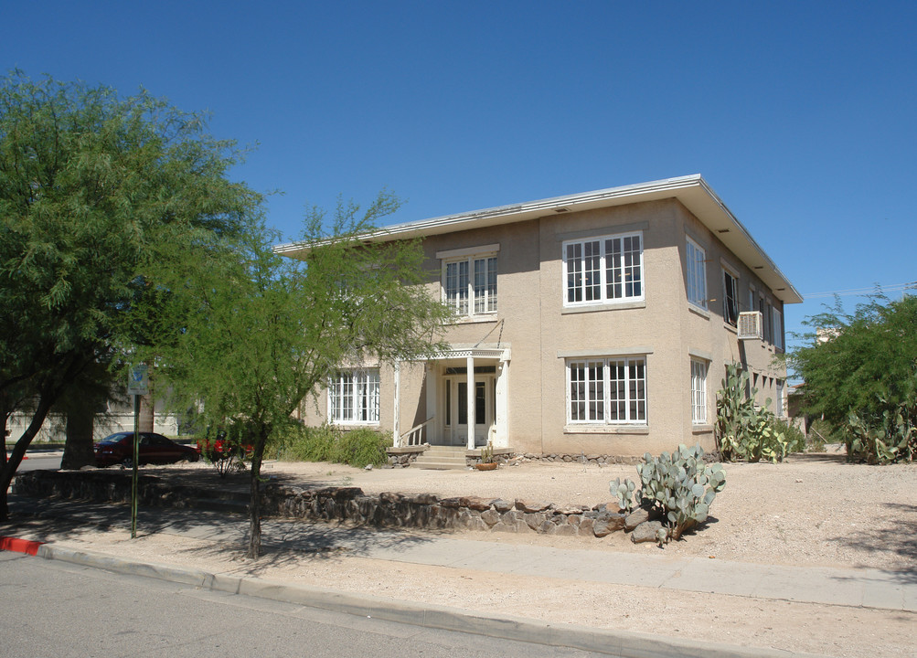 701 E University Blvd in Tucson, AZ - Building Photo