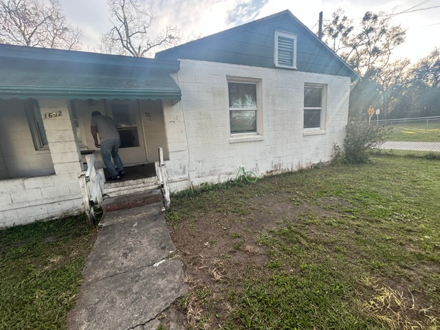 1602 Wambolt St in Jacksonville, FL - Building Photo