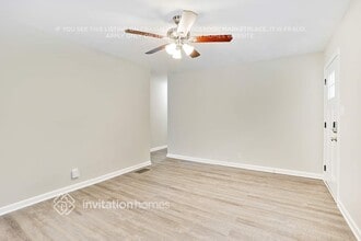 277 Rocking Hill Dr SW in Marietta, GA - Foto de edificio - Building Photo