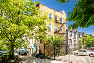 627 Grand Ave in Brooklyn, NY - Building Photo - Building Photo