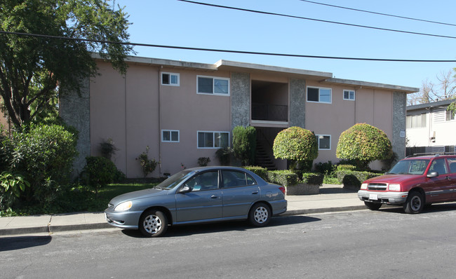 Villa Rapallo in Redwood City, CA - Foto de edificio - Building Photo