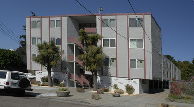 3565 Dimond Ave in Oakland, CA - Building Photo - Building Photo