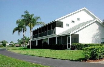 960 Partridge Cir in Naples, FL - Building Photo - Building Photo