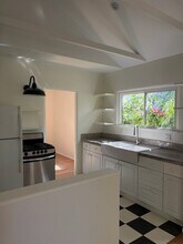 1237 25th St, Unit B in Santa Monica, CA - Foto de edificio - Building Photo