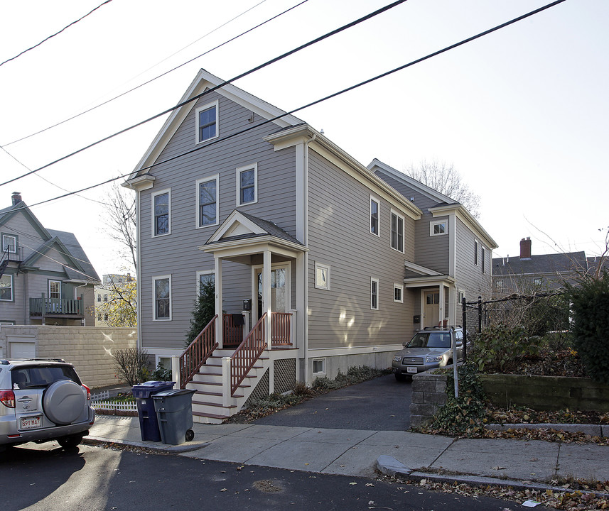 residential condo in Jamaica Plain, MA - Foto de edificio