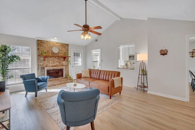 313 Manden Rd in Pooler, GA - Building Photo - Building Photo