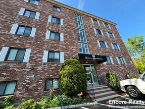 66 Homer Ave in Cambridge, MA - Building Photo - Building Photo