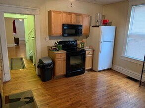 1610 Summit St in Columbus, OH - Building Photo - Building Photo