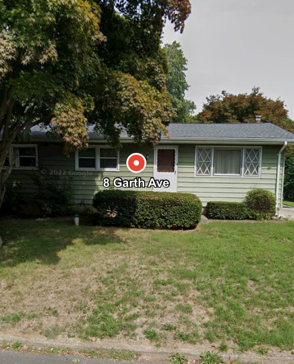 8 Garth Ave in Ewing, NJ - Building Photo