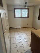 74 S Washington St-Unit -5 in Norton, MA - Foto de edificio - Building Photo