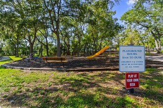 4110 Waterside Island Ct in Tampa, FL - Building Photo - Building Photo