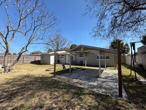 1114 Berkshire Rd in Daytona Beach, FL - Building Photo - Building Photo