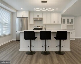 13639 Clarendon Springs Ct in Centreville, VA - Building Photo - Building Photo