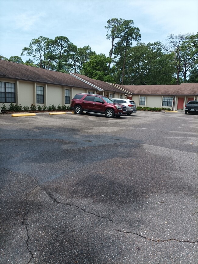 7756 62nd Way N in Pinellas Park, FL - Building Photo - Building Photo