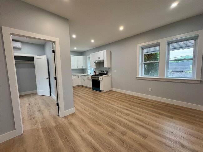 property at 13 Monroe St