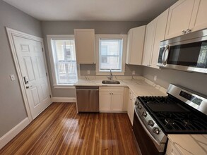 43 S Huntington Ave, Unit 4 Bed in Boston, MA - Building Photo - Building Photo