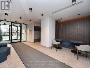 1440 Clarriage Ct in Milton, ON - Building Photo - Building Photo