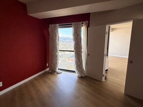 6363 Christie Ave in Emeryville, CA - Building Photo - Building Photo