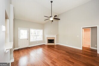 336 Baldwin Ct in Newnan, GA - Building Photo - Building Photo