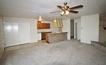 10253 Sweet Gum St in Dallas, TX - Building Photo - Building Photo