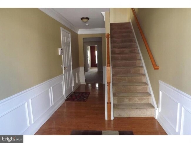 181 Hudson Dr in Phoenixville, PA - Foto de edificio - Building Photo