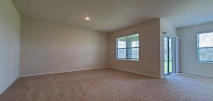 716 Squires Grove Dr in Winter Haven, FL - Building Photo - Building Photo