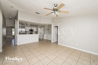 1523 Birchstone Ave in Brandon, FL - Building Photo - Building Photo