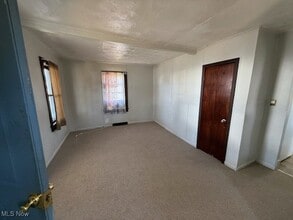 1144 Beverly Ave in Zanesville, OH - Building Photo - Building Photo