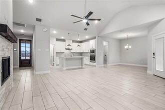 101 Gardenia Dr in Azle, TX - Building Photo - Building Photo