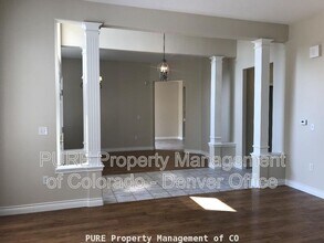 9201 W Chatfield Pl in Littleton, CO - Building Photo - Building Photo