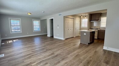 840 Madison Ave SE in Grand Rapids, MI - Building Photo - Building Photo