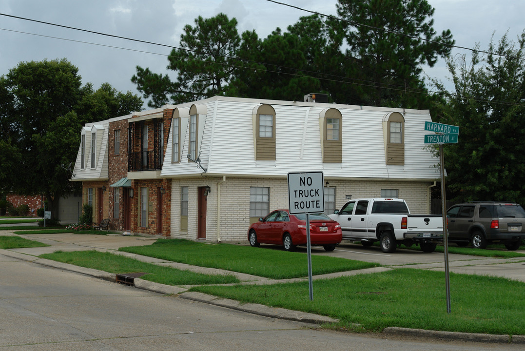 2900 Harvard Ave in Metairie, LA - Building Photo