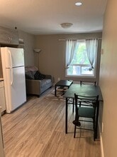 2713 15th Av in Regina, SK - Building Photo - Building Photo