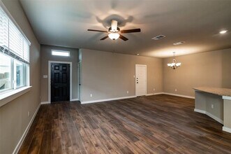624 Harvest Moon Dr in Venus, TX - Building Photo - Building Photo