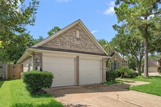 3515 Endicott Ln in Pearland, TX - Building Photo - Building Photo