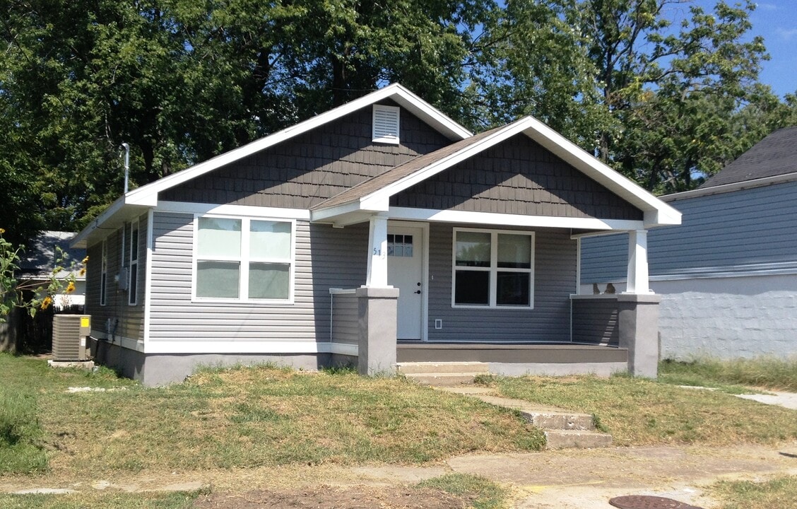 513 Hickman Ave in Columbia, MO - Building Photo