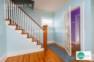 1023 Vernon St NE in Grand Rapids, MI - Building Photo - Building Photo
